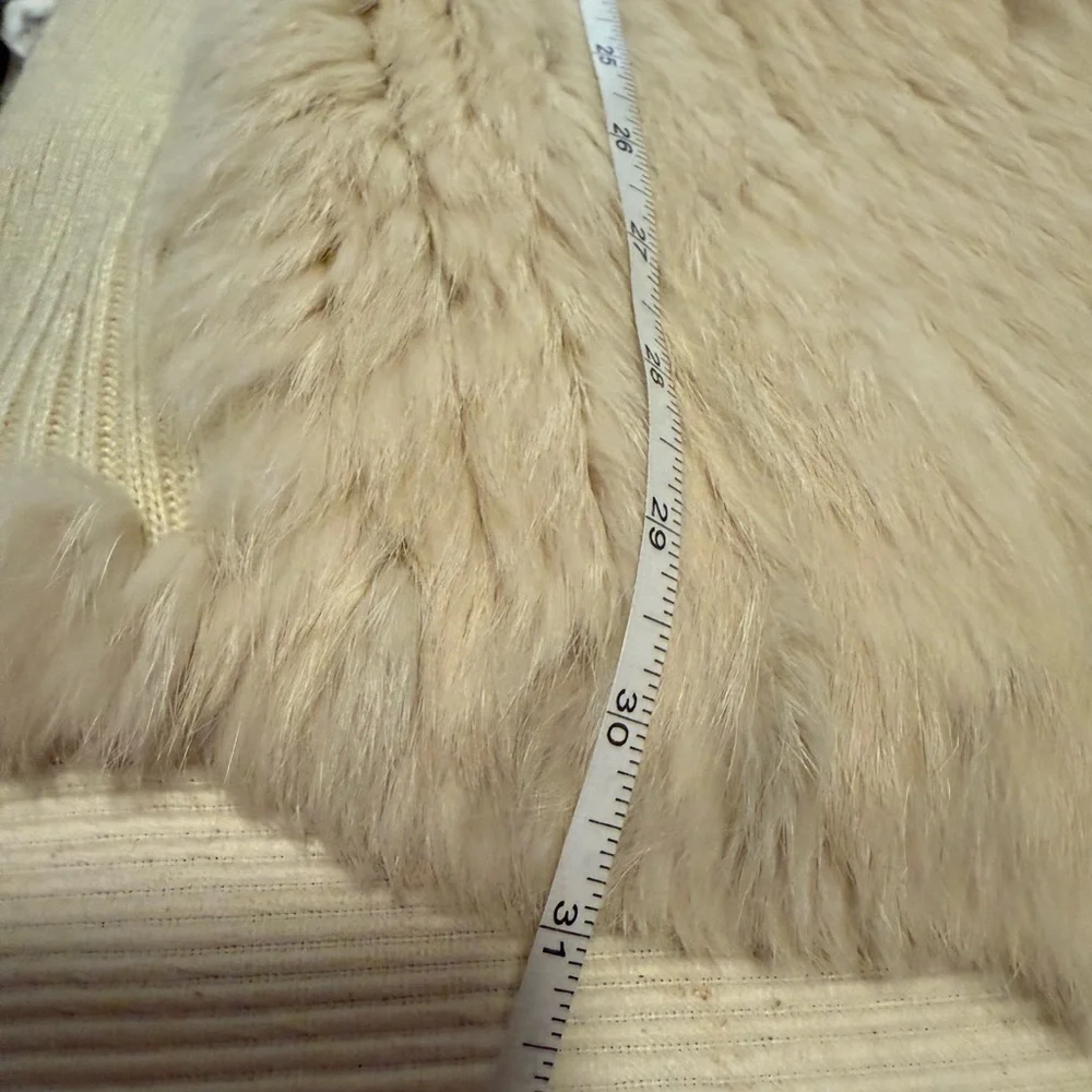 Love Token Cream Rabbit Fur Vest Large - Picture 4 of 10